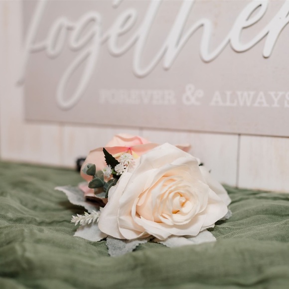 13 Sage Green Cheese Cloth Table Runners (9 90cm x 340cm, 4 90cm x 400cm) - Picture 7 of 8